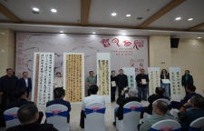 纸上父女情 两代翰墨心 一场跨越时光的笔墨对话
