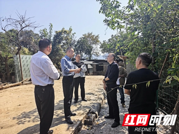 张家界市农业农村局:一线帮扶送服务 筑牢农业生态屏障